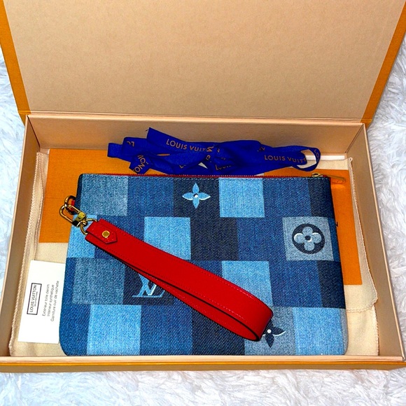 New Louis Vuitton Damier Denim Rouge City Monogram Patchwork City Pouch Wristlet - Picture 16 of 17